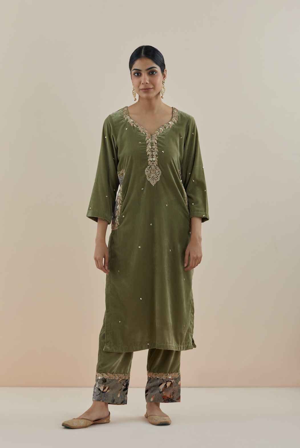 Olive Green Hand Embroidered Velvet Kurta (Set of 3)