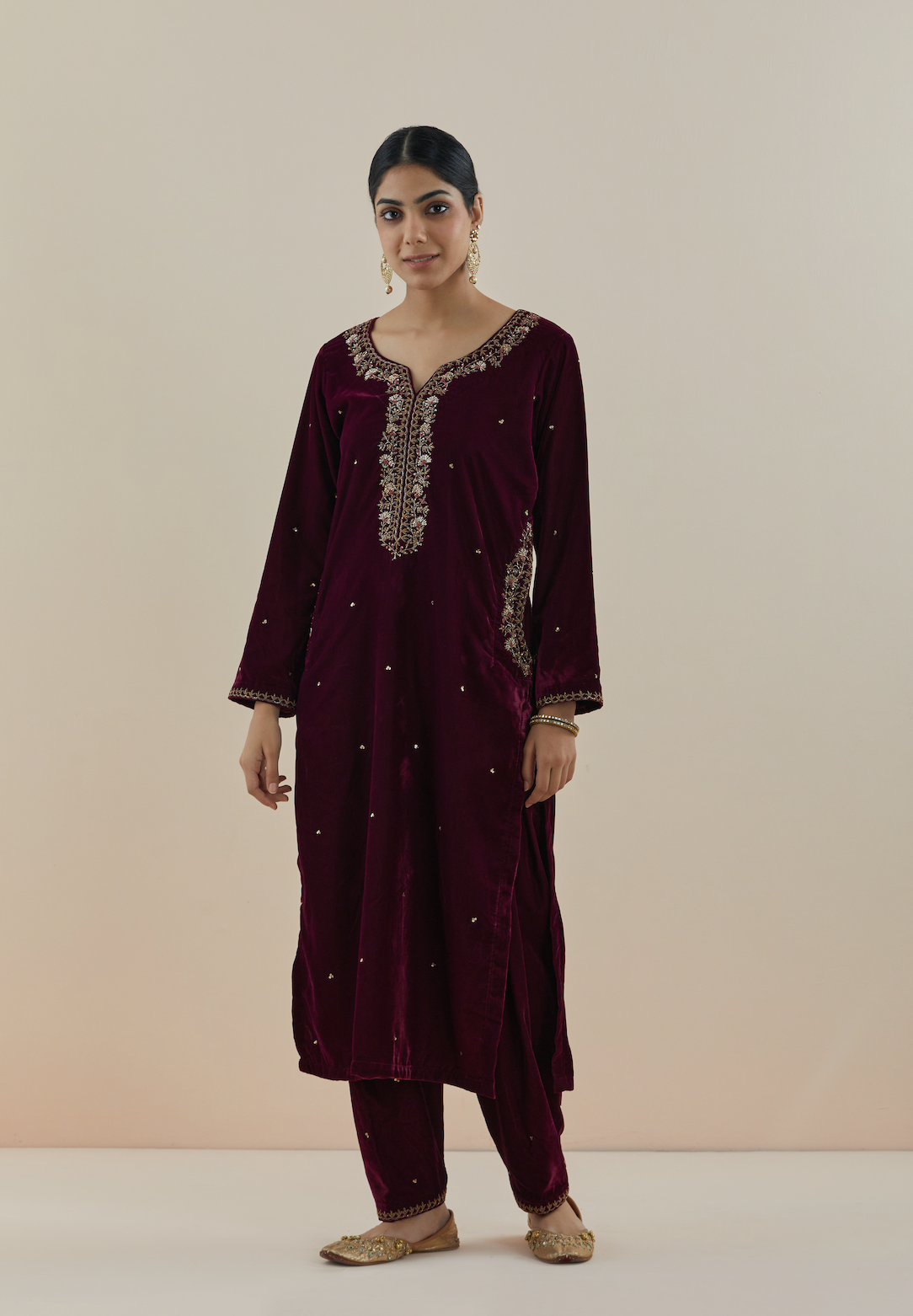 Royal Maroon Hand Embroidered Velvet Kurta (Set of 2)