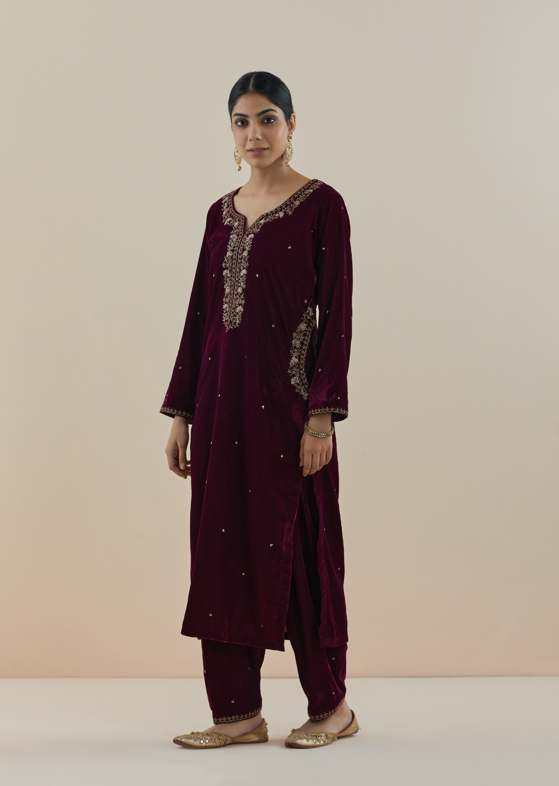 Royal Maroon Hand Embroidered Velvet Kurta (Set of 2)