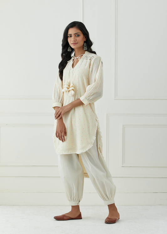 Meraki Dobby High-low Kurta Set